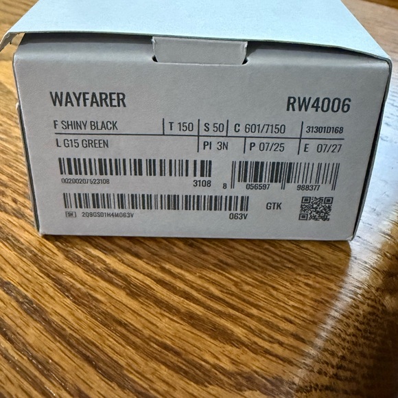 Ray-Ban Black Wayfarer Meta Sunglasses - Picture 4 of 5